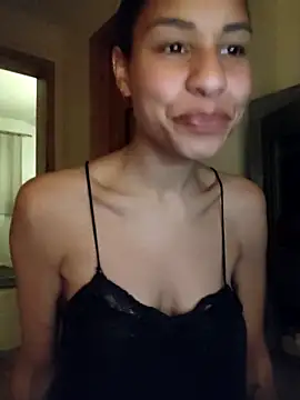 YaraEstelle online show from 03.03.26