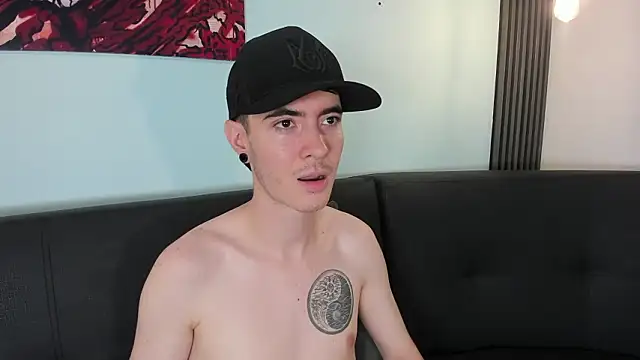 Snapshot of Lio_____ chatting on 02.13.26 Lio online show from 02.13.26