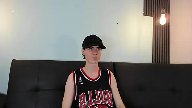 Snapshot of Lio_____ chatting on 02.28.26 Lio online show from 02.28.26