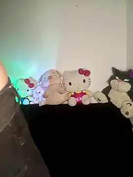 Snapshot of _juli17_ chatting on 02.16.26 juli17 online show from 02.16.26