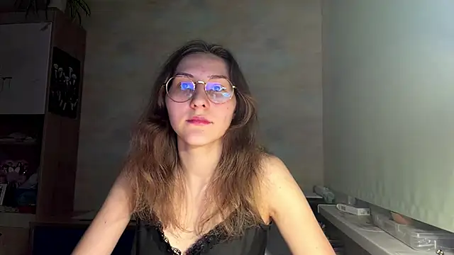 Snapshot of Miaaa_Moon chatting on 06.01.26 Miaaa Moon online show from 06.01.26