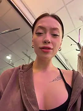 Snapshot of CityLynx chatting on 02.01.26 CityLynx online show from 02.01.26