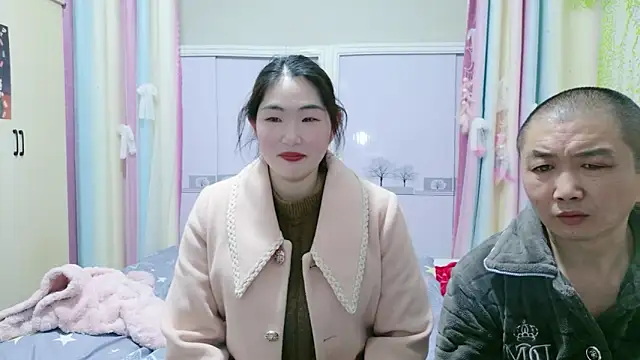 Snapshot of LunasSecret chatting on 02.15.26 LunasSecret online show from 02.15.26