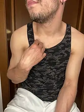 Snapshot of alessand180521 chatting on 02.15.26 alessand180521 online show from 02.15.26