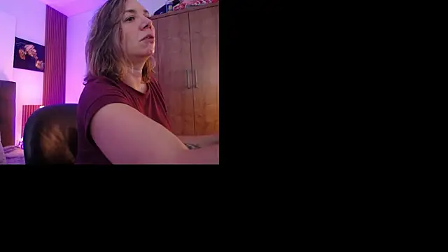 Snapshot of milfsecret69 chatting on 05.22.26 milfsecret69 online show from 05.22.26
