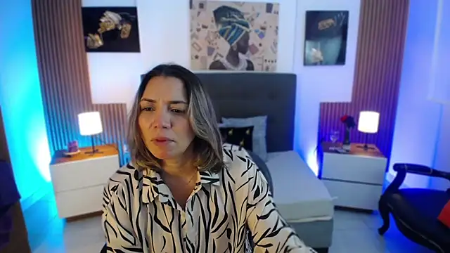 Snapshot of milfsecret69 chatting on 05.23.26 milfsecret69 online show from 05.23.26