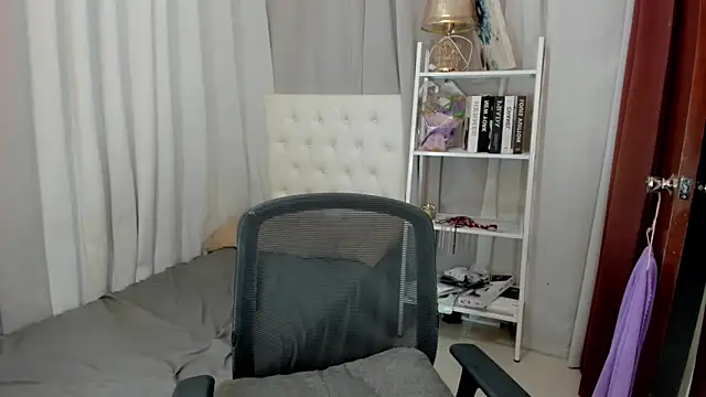 Snapshot of urtwinkjoshx chatting on 03.02.26 urtwinkjoshx online show from 03.02.26