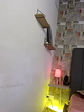 whitney brown  online show from 04.11.26