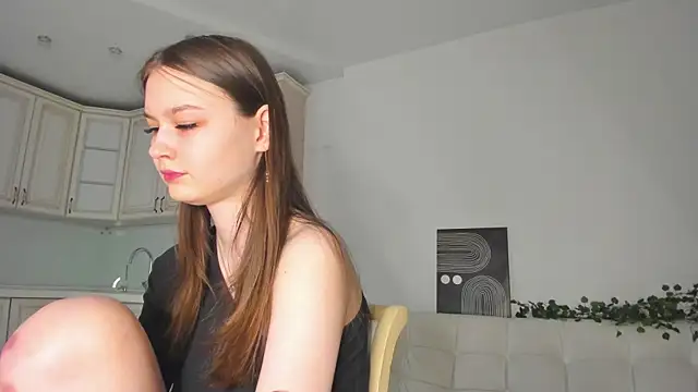 Snapshot of pink_banny chatting on 04.17.26 pink banny online show from 04.17.26