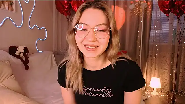 lusciousslily online show from 02.27.26