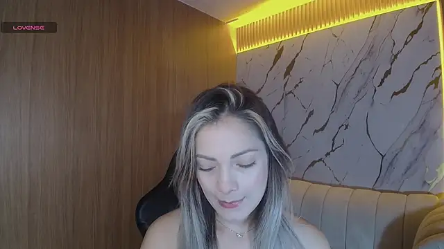 Snapshot of sofia_nova_tf chatting on 02.12.26 sofia nova tf online show from 02.12.26