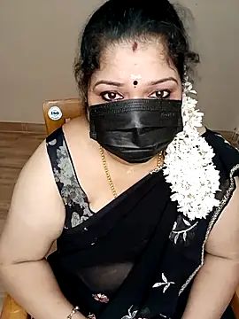 Snapshot of silk_rose05 chatting on 02.28.26 silk rose05 online show from 02.28.26