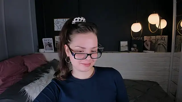 Maykinkya online show from 03.19.26