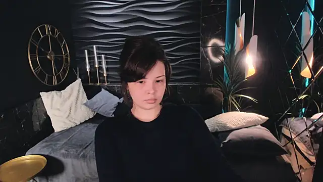 Maykinkya online show from 07.05.26