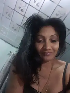 Snapshot of sexykajol2001 chatting on 05.10.26 sexykajol2001 online show from 05.10.26