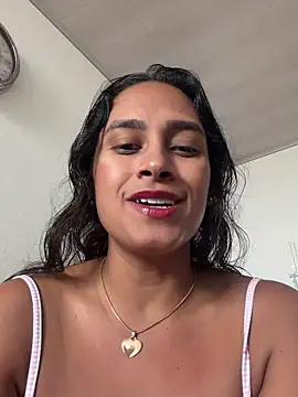 Snapshot of LunaHeat chatting on 05.17.26 LunaHeat online show from 05.17.26