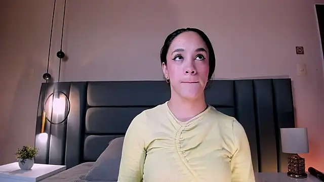Snapshot of CelesteQueeen chatting on 03.05.26 CelesteQueeen online show from 03.05.26