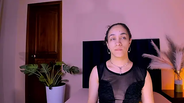 Snapshot of CelesteQueeen chatting on 03.11.26 CelesteQueeen online show from 03.11.26
