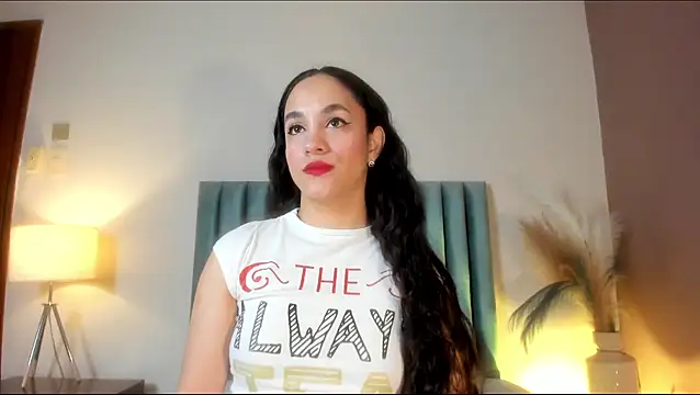 Snapshot of CelesteQueeen chatting on 05.18.26 CelesteQueeen online show from 05.18.26