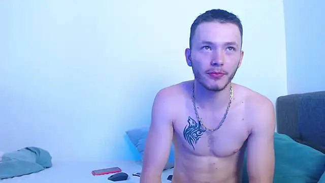 Snapshot of Ariana_Esteban07 chatting on 02.14.26 Ariana Esteban07 online show from 02.14.26