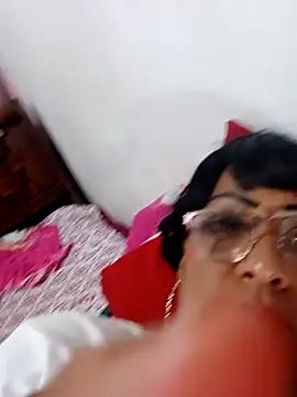 Snapshot of SabrinaColin chatting on 02.19.26 SabrinaColin online show from 02.19.26