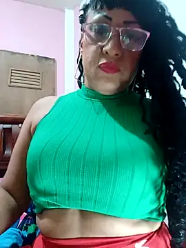 Snapshot of SabrinaColin chatting on 02.24.26 SabrinaColin online show from 02.24.26