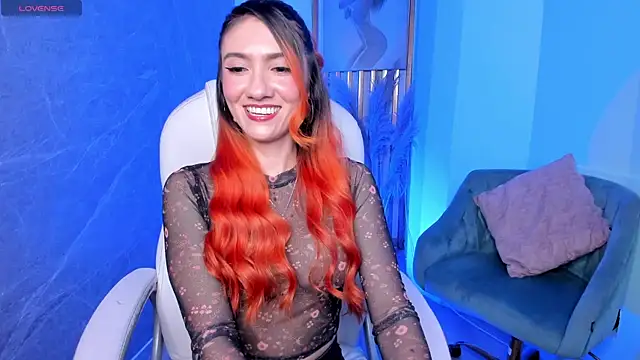 Snapshot of VioletSky1 chatting on 03.10.26 VioletSky1 online show from 03.10.26