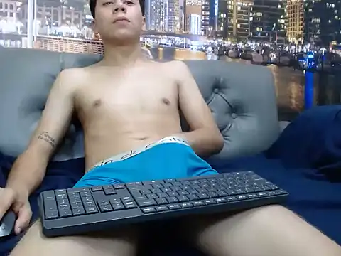 Snapshot of santiago_xxxcol chatting on 02.10.26 santiago xxxcol online show from 02.10.26