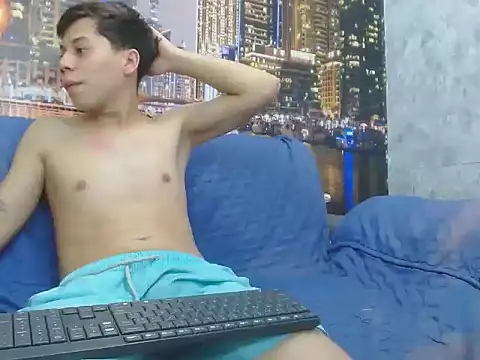 Snapshot of santiago_xxxcol chatting on 02.20.26 santiago xxxcol online show from 02.20.26