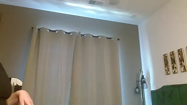 HazelSkyesChat online show from 03.18.26