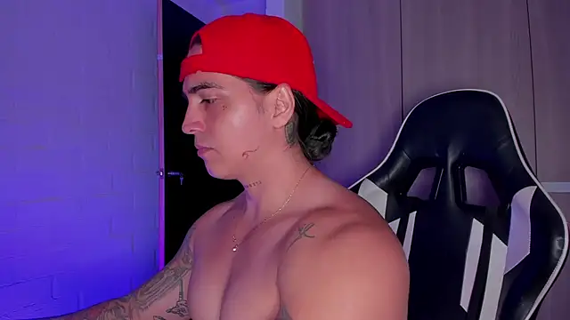 Snapshot of Cry_Duran chatting on 02.11.26 Cry Duran online show from 02.11.26