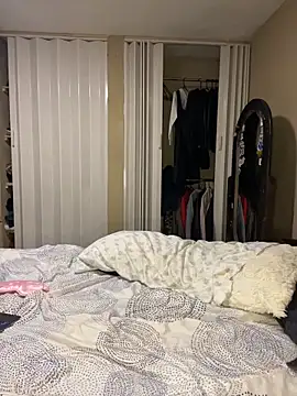 Snapshot of romyamo chatting on 03.15.26 romyamo online show from 03.15.26