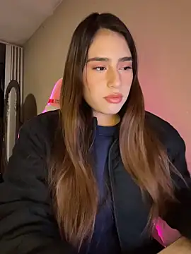 Snapshot of romyamo chatting on 03.17.26 romyamo online show from 03.17.26