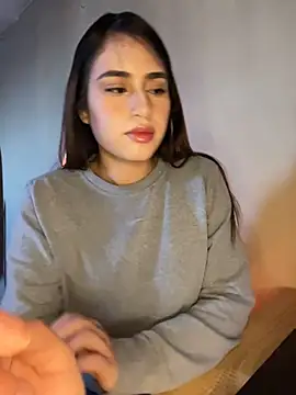 Snapshot of romyamo chatting on 03.17.26 romyamo online show from 03.17.26