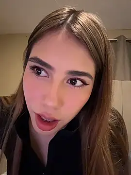 Snapshot of romyamo chatting on 03.31.26 romyamo online show from 03.31.26