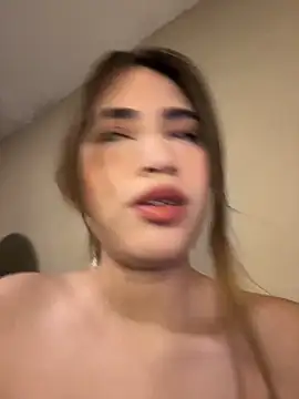 Snapshot of romyamo chatting on 04.01.26 romyamo online show from 04.01.26