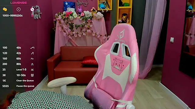 MiraBoom online show from 04.15.26