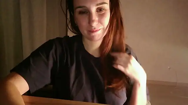 Snapshot of Xtraem_Crush chatting on 02.12.26 Xtraem Crush online show from 02.12.26