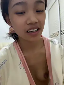 Snapshot of srr6677 chatting on 04.27.26 srr6677 online show from 04.27.26