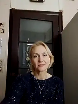 Snapshot of MichelleSolis chatting on 02.13.26 MichelleSolis online show from 02.13.26