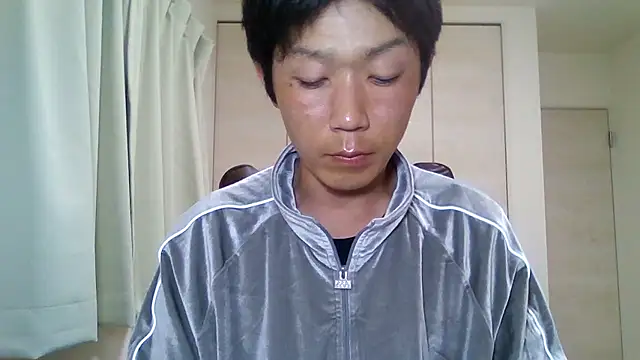 Snapshot of K0U-123 chatting on 04.25.26 K0U-123 online show from 04.25.26