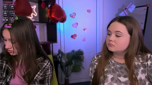 arianaa cat online show from 02.24.26