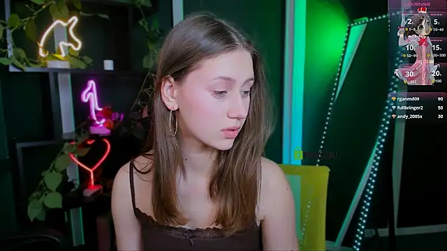 Snapshot of arianaa_cat chatting on 05.04.26 arianaa cat online show from 05.04.26
