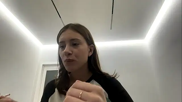 Snapshot of SofiaBlumer chatting on 02.07.26 SofiaBlumer online show from 02.07.26