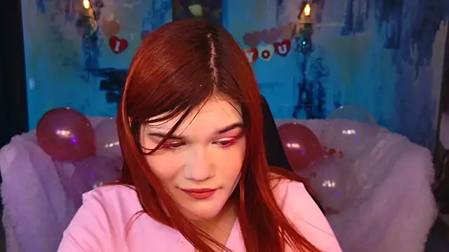 Snapshot of EllieFoxy chatting on 02.11.26 EllieFoxy online show from 02.11.26