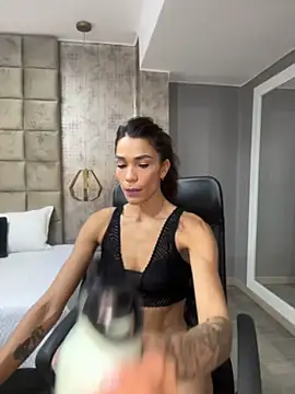 Snapshot of SofiaRivero chatting on 05.16.26 SofiaRivero online show from 05.16.26