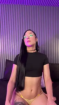 Snapshot of Mialarouse chatting on 02.27.26 Mialarouse online show from 02.27.26