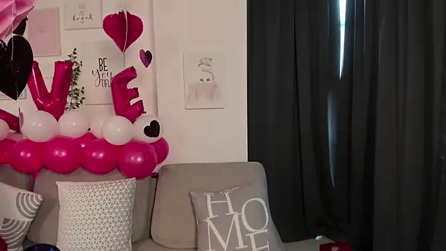 Snapshot of Sally_Dvine chatting on 02.14.26 Sally Dvine online show from 02.14.26