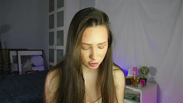 Snapshot of Murmella chatting on 02.08.26 Murmella online show from 02.08.26