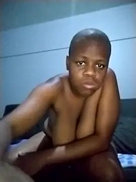 Snapshot of Mzandihottie chatting on 02.01.26 Mzandihottie online show from 02.01.26